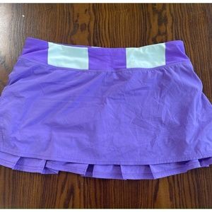 Lululemon skirt size 8 purple w/pale mint green